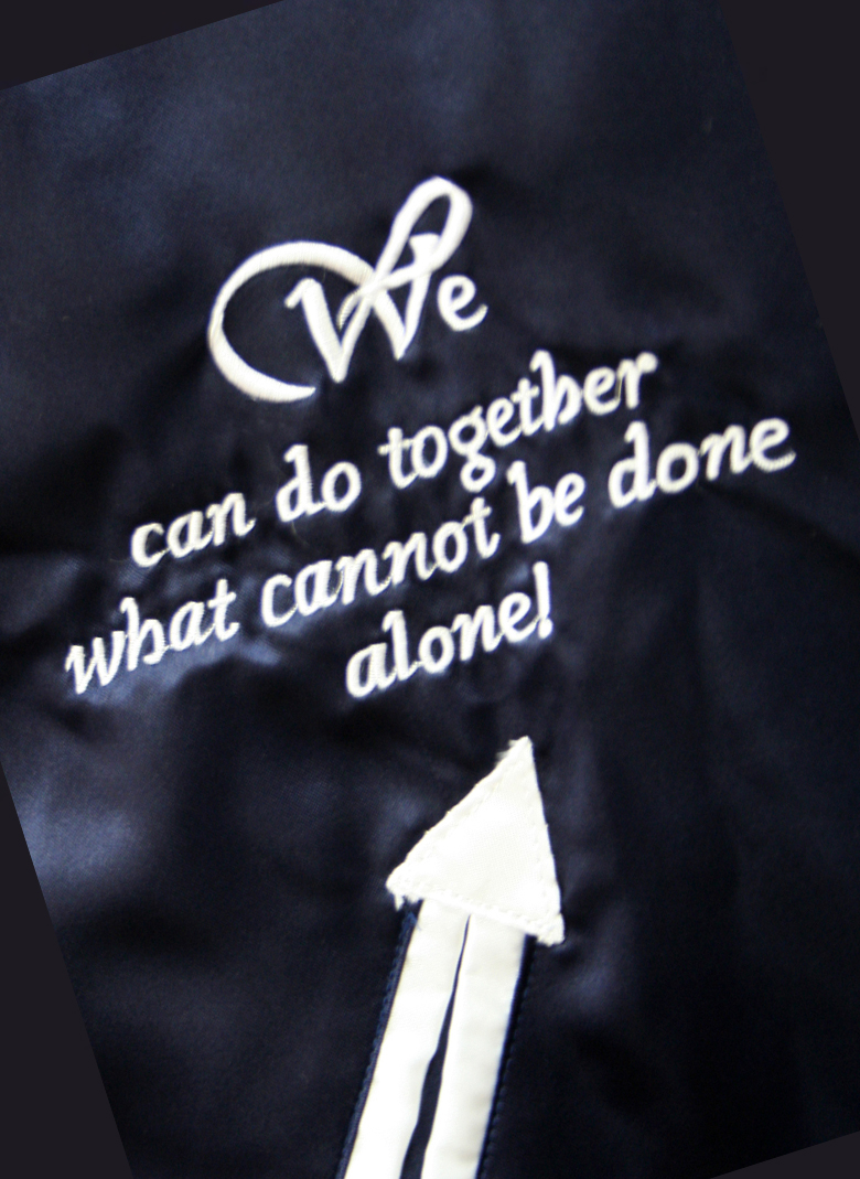 女性会スカジャン／アップ